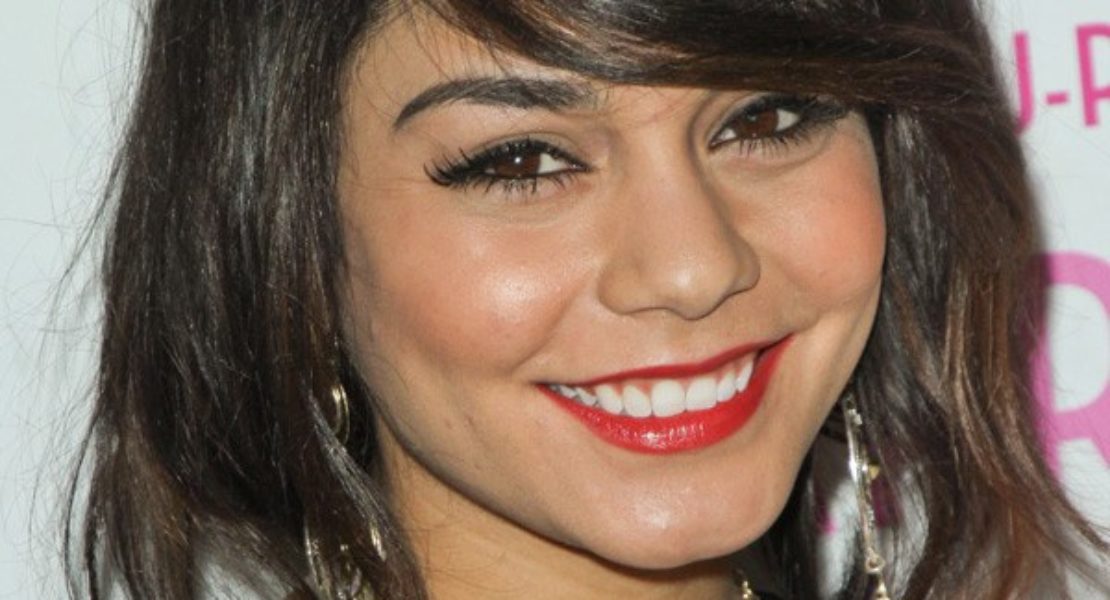 beauty-hair-2012-10-side-swept-bangs-02