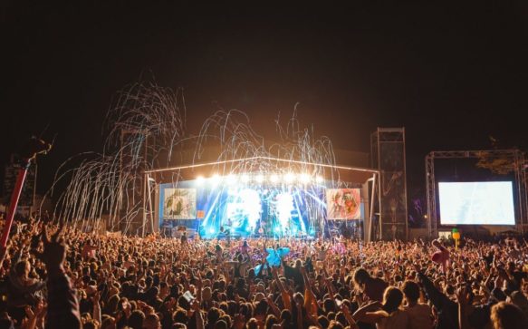 The 7 Essentials You Need For Your Next Festival