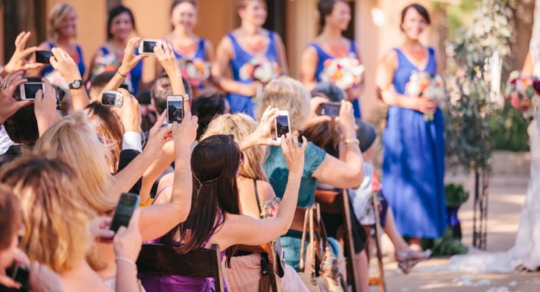 Why You Should Consider An Unplugged Wedding