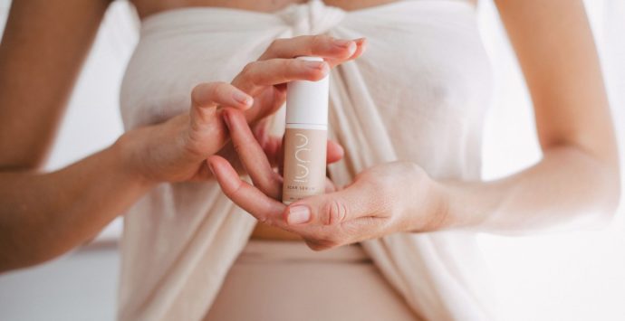 You’ve heard of face, lip and essential oils, but what about boob oil? – Nuni Wellness has your girls covered!