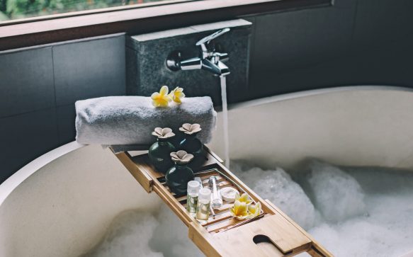Top Bath Products to Relax and Treat Yourself 