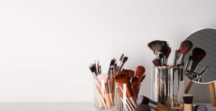 Essential Makeup Brushes: Types, Uses & Cleaning Tips