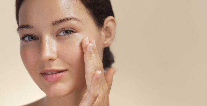 Skin Flooding Skincare Trend: The Hydration Routine You Need Now