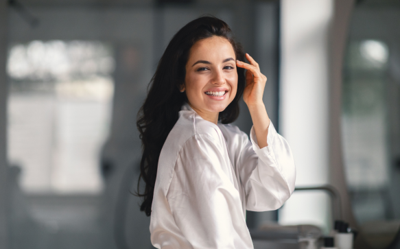 Healthy Glow Skincare Trend: Skin Flooding and Barrier Repair in 2025
