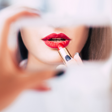 Makeup Trends in Australia 2025: Dark Siren & Cherry Vibe