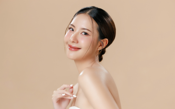 Glazed Skin 2.0: The Radiant Skincare Trend Taking Over 2025