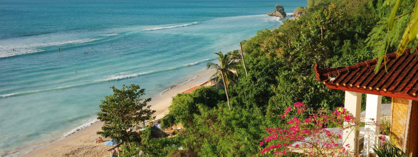 Summer Travel Beauty Essentials for Australians